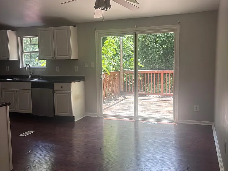 522 Brighton Pl — Photo 5