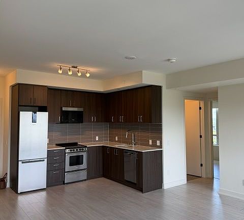 3rd image of 8010 SE Derry Rd #1208