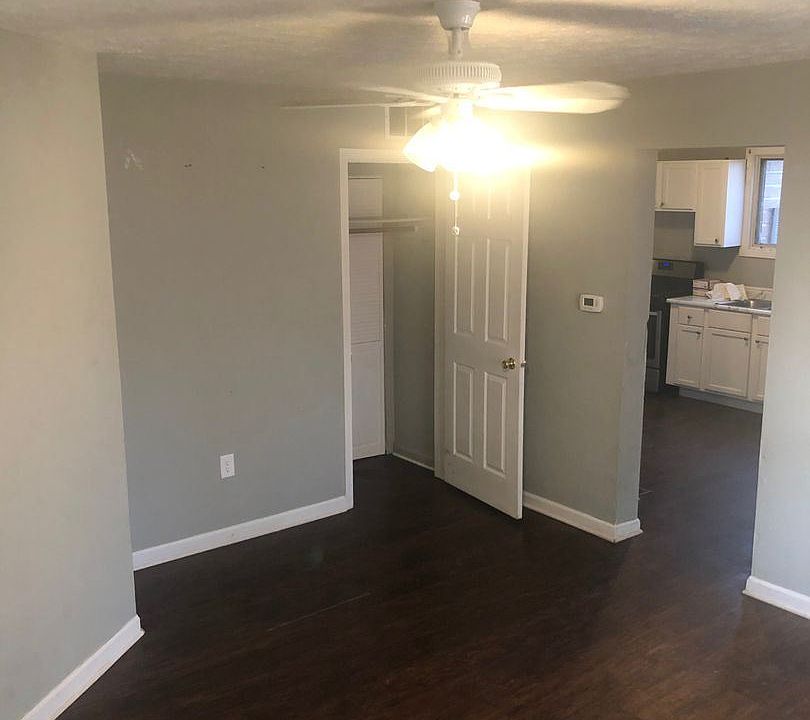 1st image of 453 N Gentry St #1