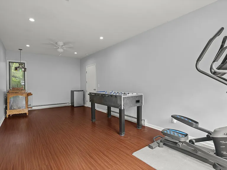 358 Loveland Rd — Photo 12