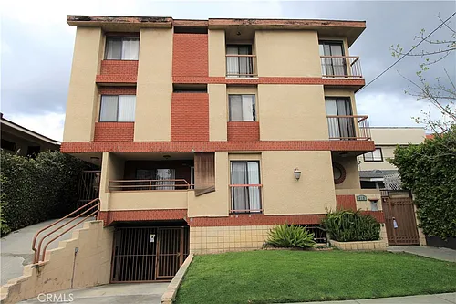 415 W Stocker St #307 Photo 1