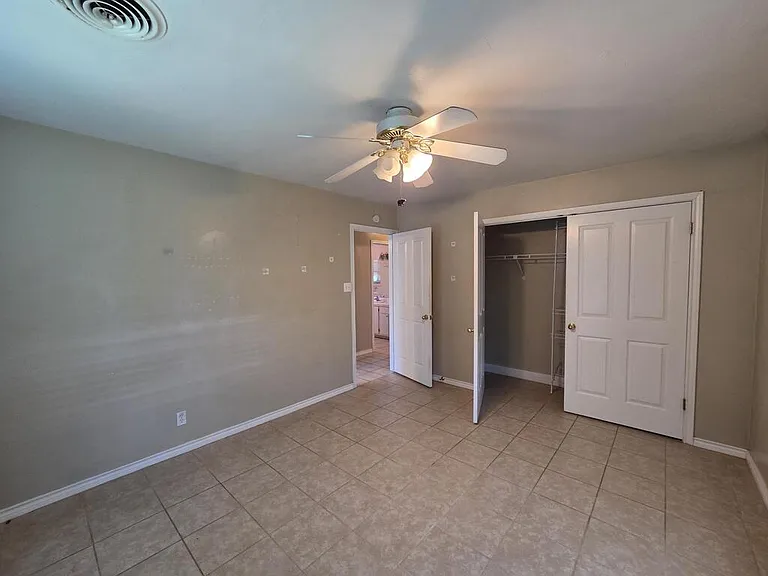 333 W Nimitz St — Photo 14