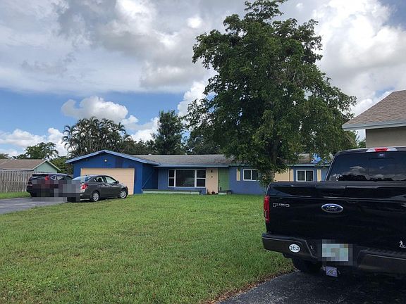 3rd image of 10327 SW 50th Ct