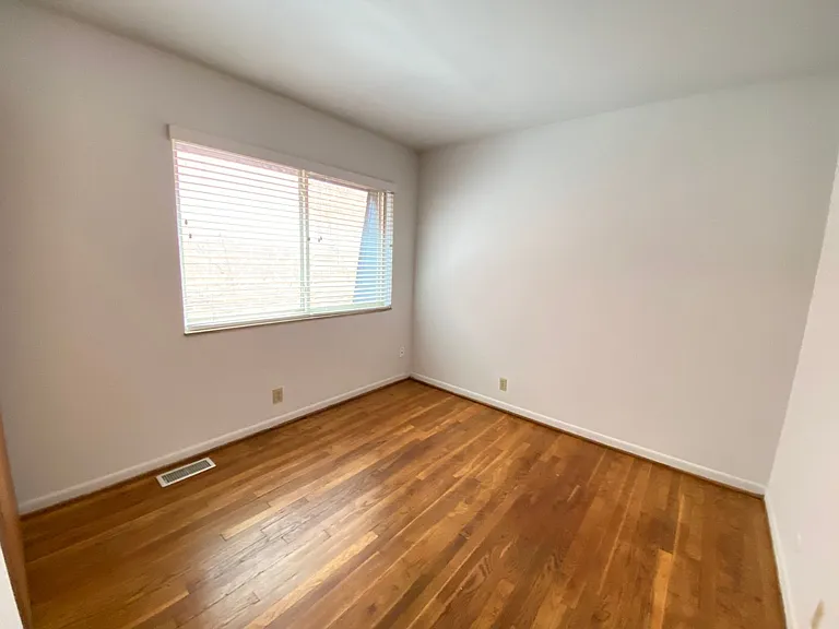Highland St 1370 CR — Photo 8
