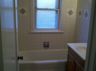4439 W 49th St, Cleveland, OH