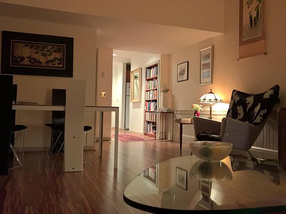 4th image of 1401 5th Ave N #302