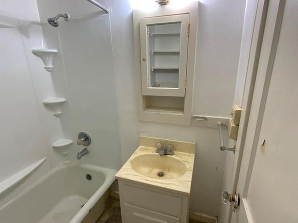 Mt. Solo Building, 1302 21st Ave #9, Longview, WA 98632