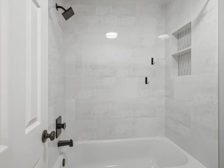 9419 Stonehouse Ln — Photo 12