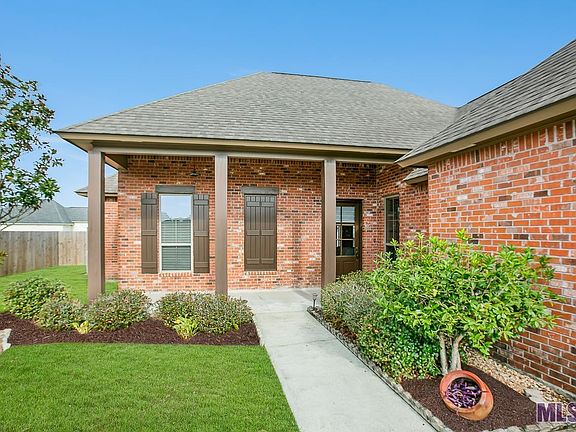 2nd image of 41224 Bayou Segnette Ave