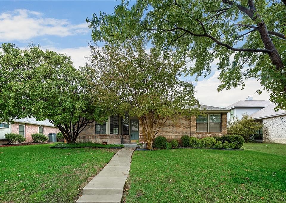 1st image of 2080 Vista Dr