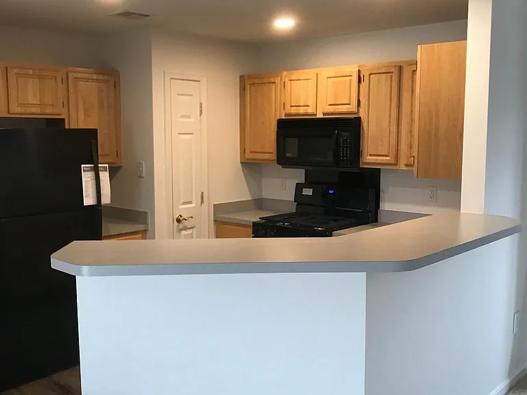 111 Oriole Ct — Photo 4