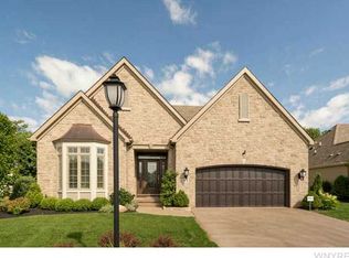 94 Harbridge Mnr, Buffalo, NY 14221