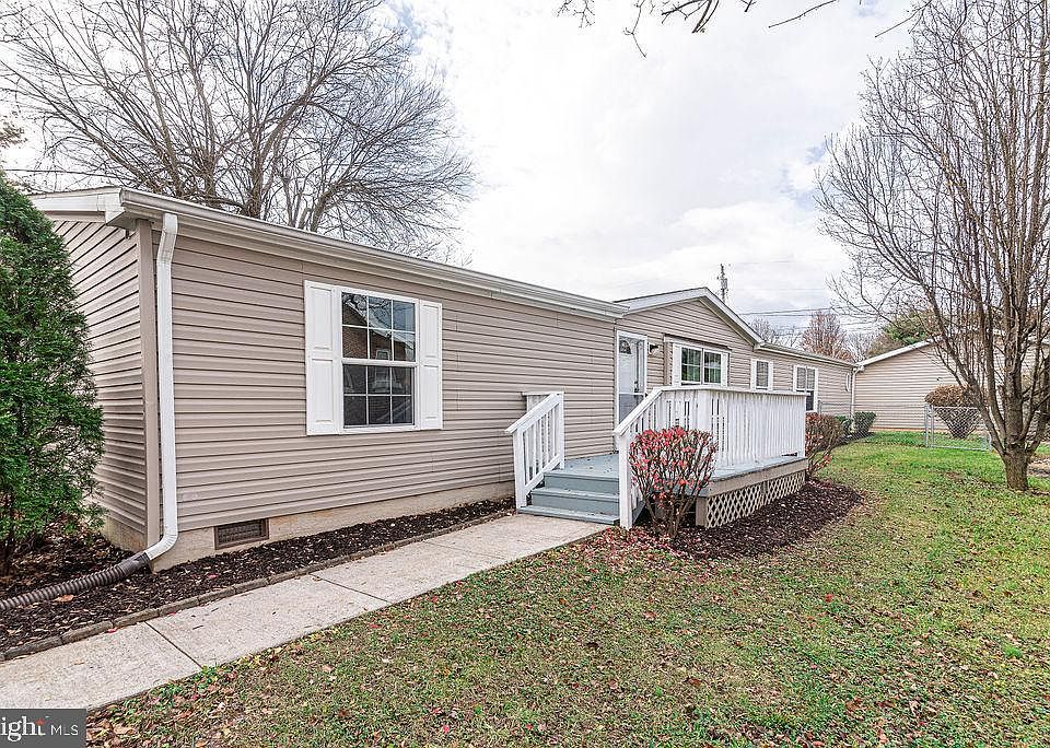 249 Warm Springs Ave, Martinsburg, WV 25404 Zillow