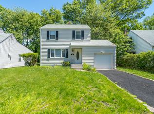 469 Cristiani St, Roselle, NJ 07203
