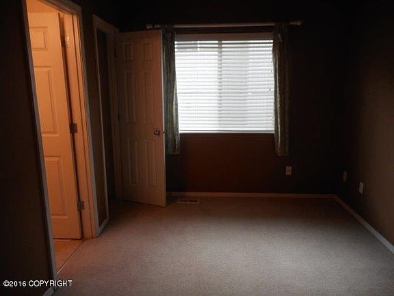 4th image of 17514 Silverwood Way