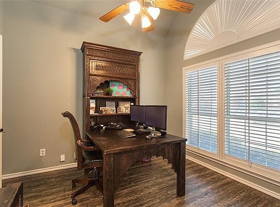 5th image of 103 Falcon Creek Dr