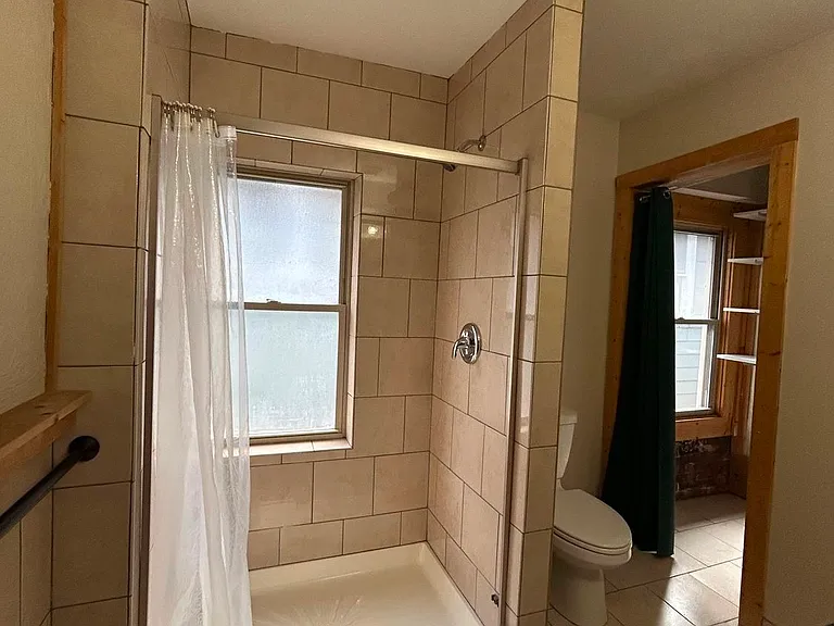 2809 Monroe Ave — Photo 15