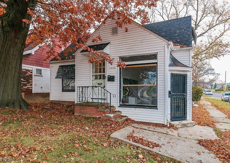 1st image of 4423 E 131st St