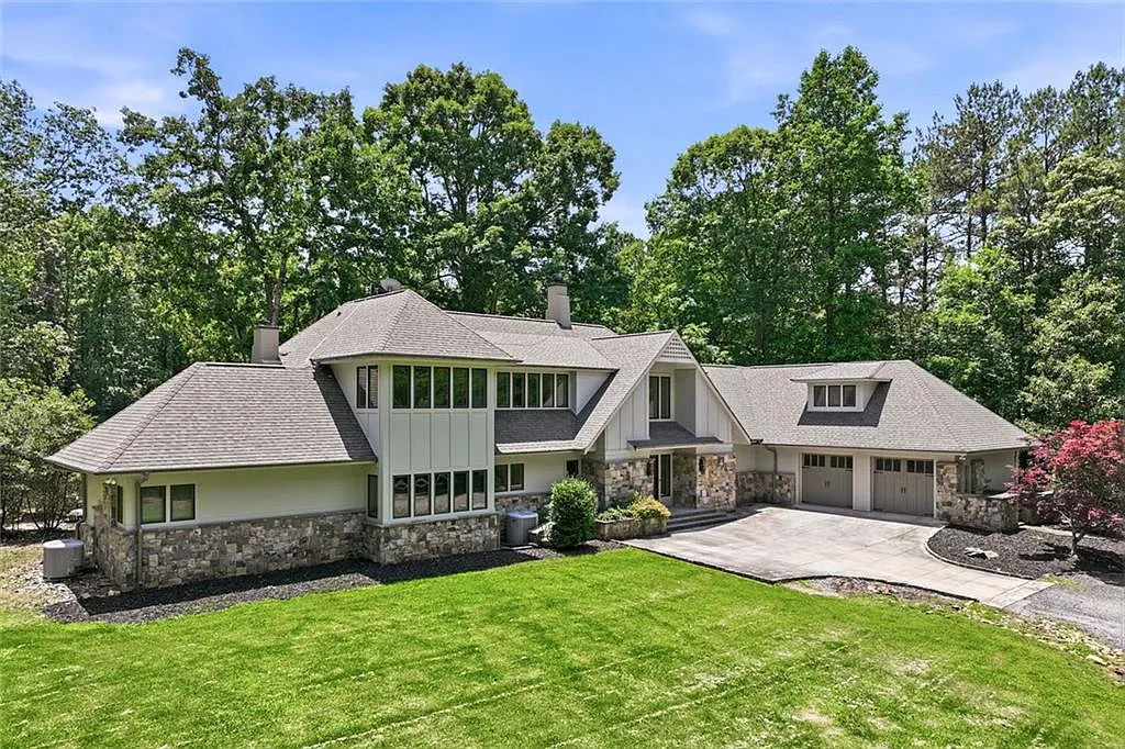 5 bed, 4.5 bath, 7552 sqft, $9,000 — Photo 3