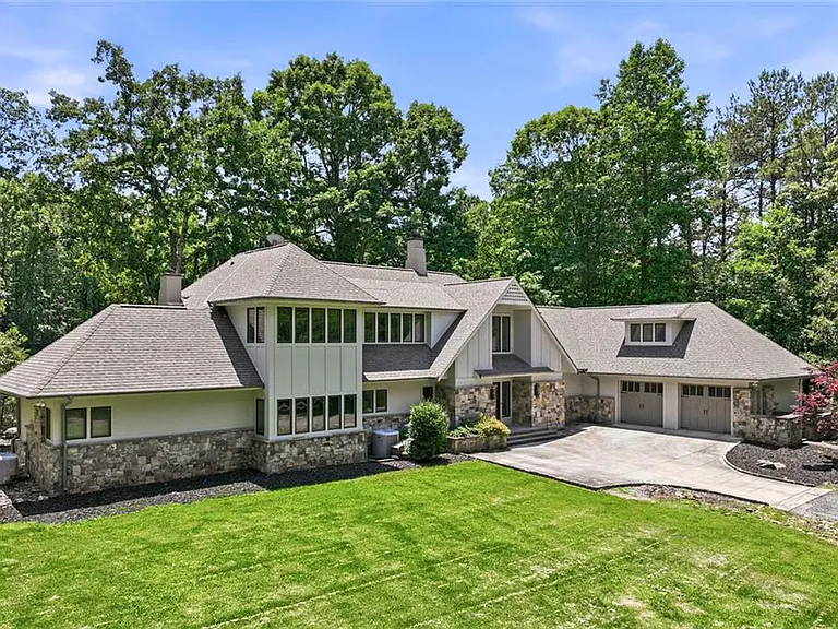 3735 Smithtown Rd — Photo 3