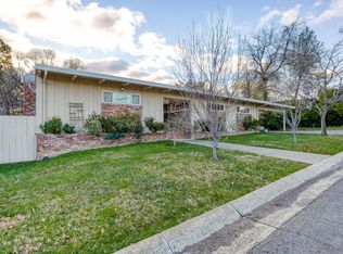 815 Overhill Dr, Redding, CA 96001