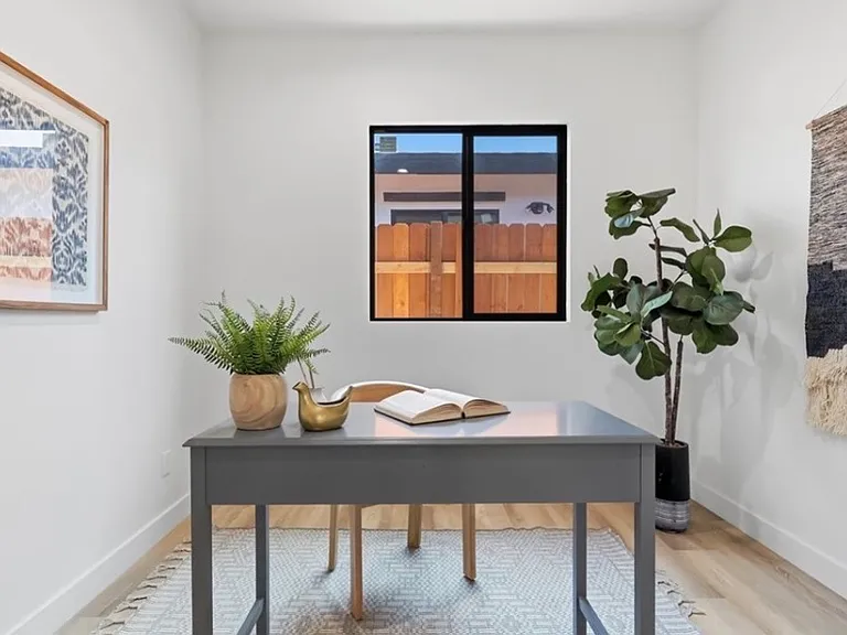 4421 Phelan Ave #A — Photo 10