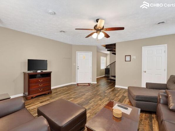 1332 W Andrew Johnson Hwy #9