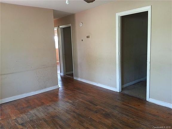 4th image of 404 Homestead Dr