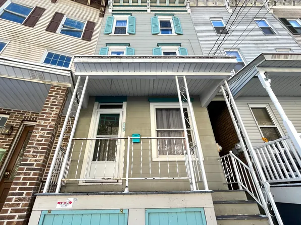229 West Broadway, Jim Thorpe, PA 18229