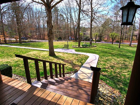 5th image of 306 Irvine Ln Lot 73&74