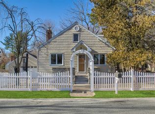 7 Derby Ave, Huntington, NY 11743