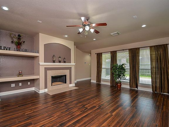 5th image of 32419 Golden Oak Park Ln
