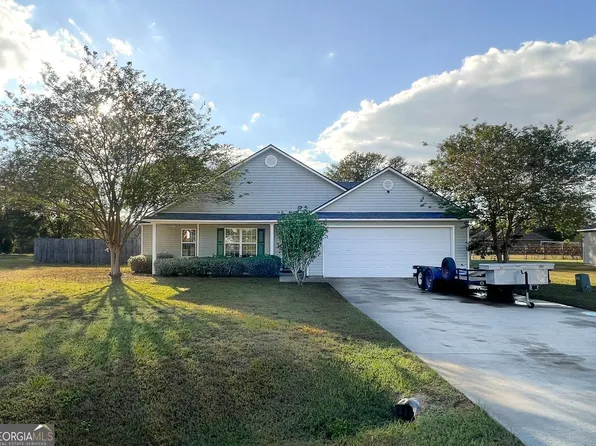 87 Eleanor Pl, Ray City, GA 31645
