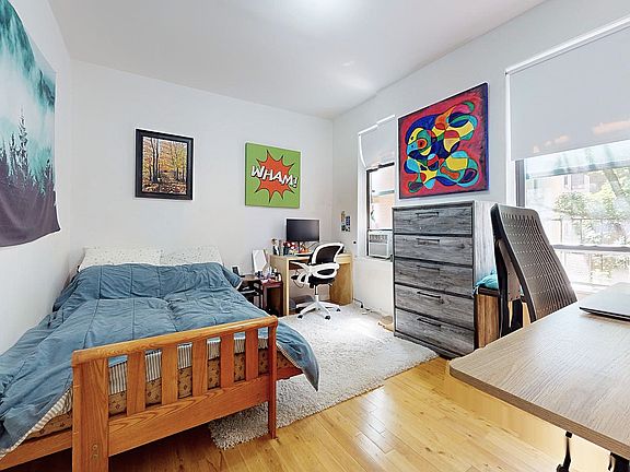 3rd image of 4848 Broadway Ave Unit 1F