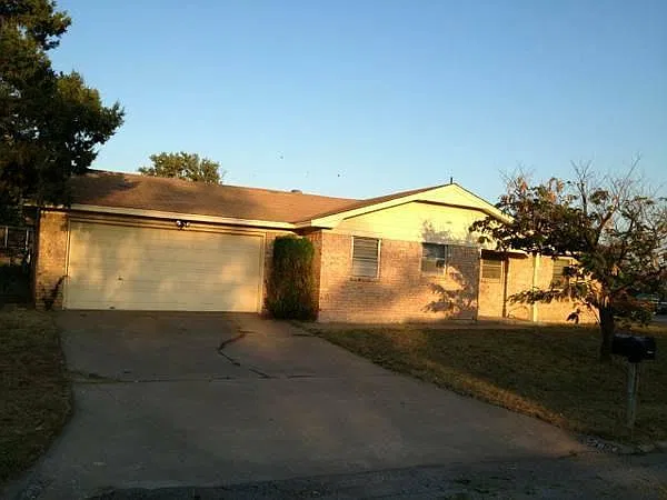 NE Bell Ave