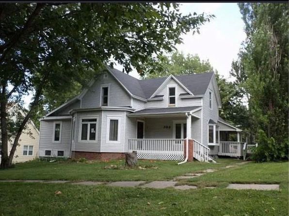 702 N 5th St