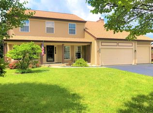 908 Mockingbird Dr, Antioch, IL 60002