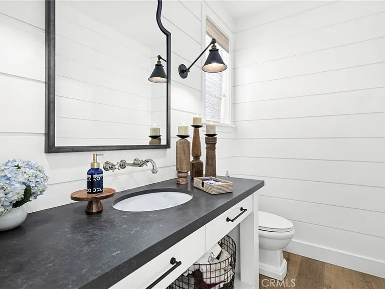 302 Orchid Ave — Photo 14