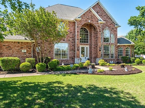 4th image of 508 Llano Ln
