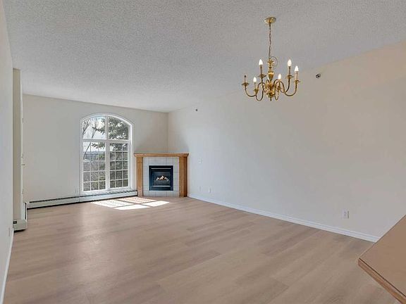 5th image of 4835 NE Dalhousie Dr NW #203