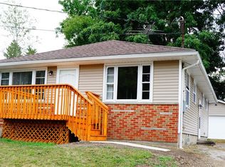 1206 Onondago Ave, Akron, OH