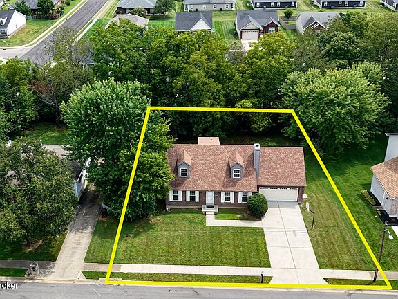 3rd image of 411 College View Dr