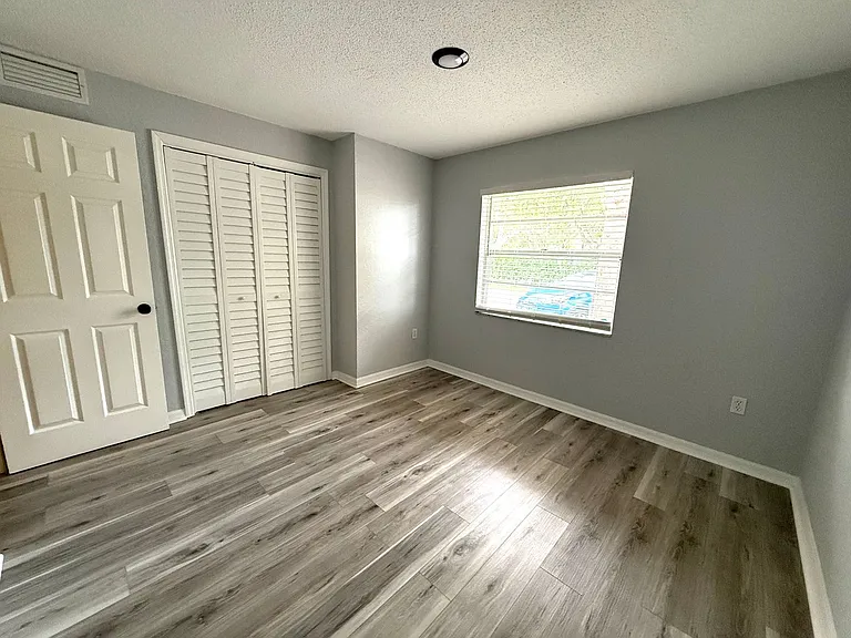 966 La Costa Cir #5 — Photo 19