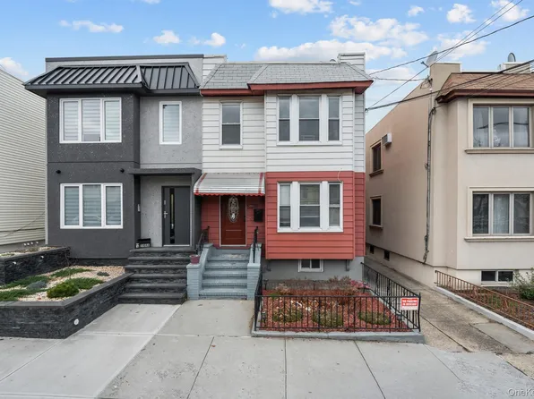 5844 Fresh Pond Rd, Maspeth, NY 11378