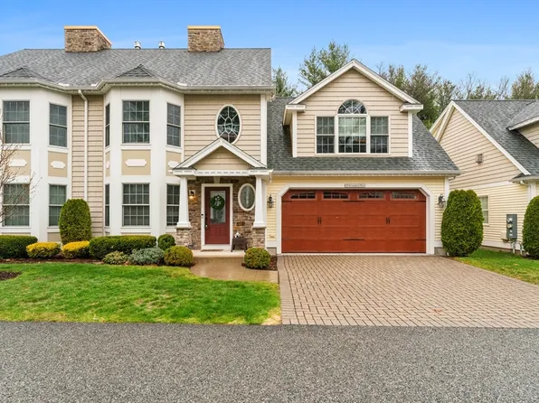 19 Kensington Way #54, Tewksbury, MA 01876
