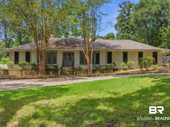 6671 S Winding Brook Dr, Fairhope, AL 36532