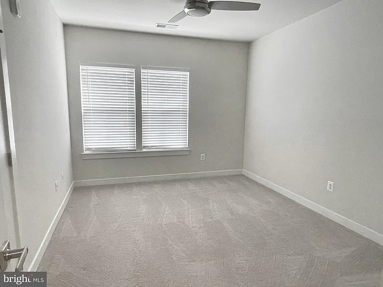 5742 Meadowood St #202 — Photo 15