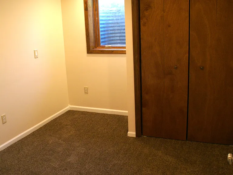 11220 Curtis Ave — Photo 21