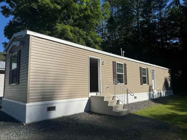 99 Upper Royalton Terrace, Royalton, VT 05068