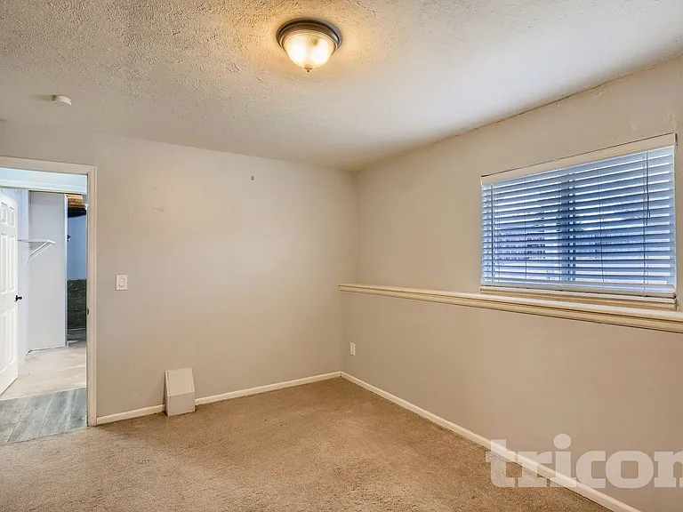 1721 S Genoa Way — Photo 12